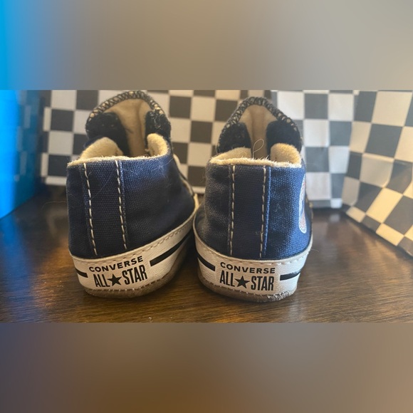 Baby converse - Picture 2 of 3